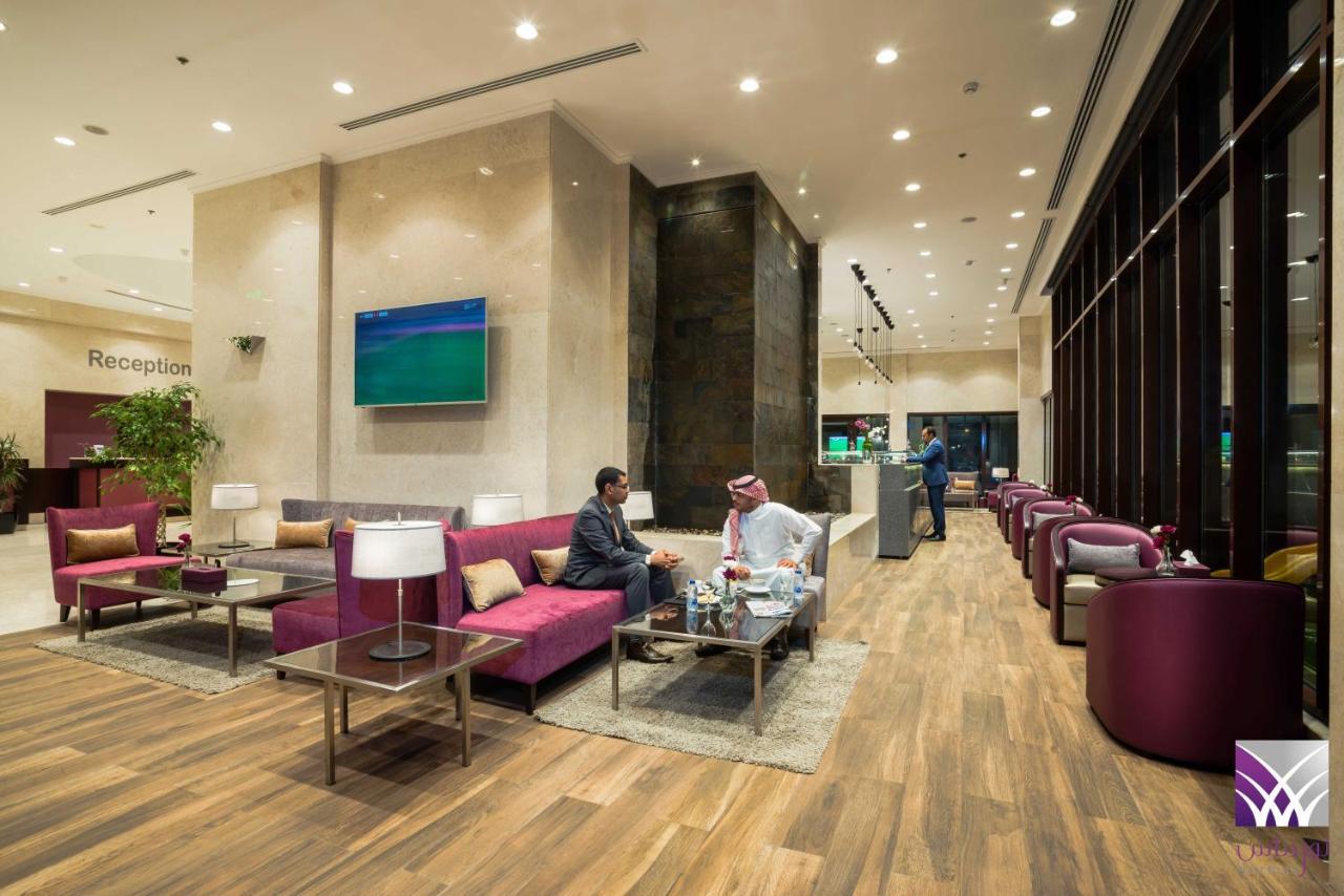 Normas Hotel Al Khobar Esterno foto